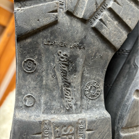 Blundstone Boots - Picture 11 of 11